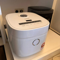 Doshio Raishi Rice Cooker 5L (White) Free Oriental Hainanese Chicken Rice Paste & Oasis Home Non Woven Bag
